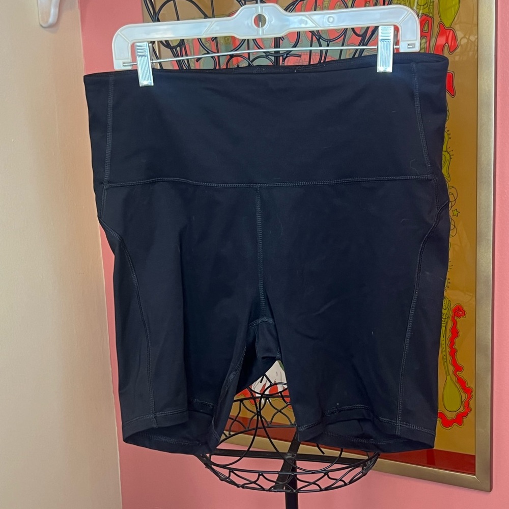 All in Motion workout shorts size XL